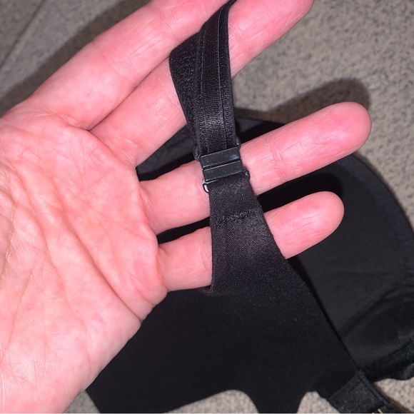 Victorias Secret Push Up Bra - Picture 10 of 10